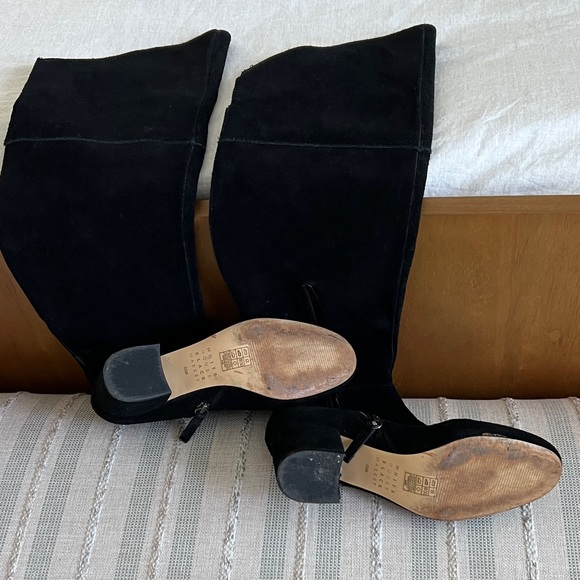 White House Black Market Over the Knee Black Boots - Picture 6 of 6